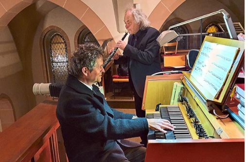 Kongeniales Duo: Hans-Peter Merz an der Orgel und Martin Künstner an der Oboe Foto: Groh