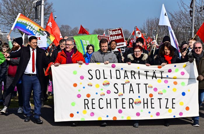 Anti-AfD-Demo in Offenburg: Dutzende Polizisten werden verletzt