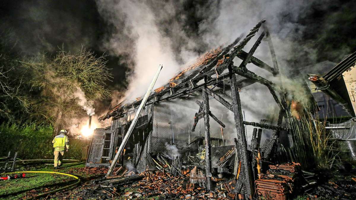 Feuer in Schwenningen: Der Schock sitzt tief: „Jetzt ist alles abgebrannt“