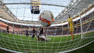 Furioser 4:2-Sieg für VfB in Frankfurt