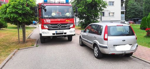 In den Straßen kann es für die Feuerwehr  wegen Falschparkern schon mal eng werden. Foto: Feuerwehr Schömberg