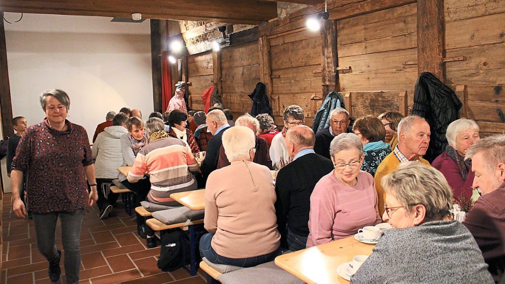 Blumberg: Viele Besucher beim Herbstkaffee des Fördervereins im Museum - Blumberg - Schwarzwälder Bote