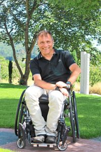 Hans Peter Matt aus Schnellingen Ist neuer Präsident des Rotary-Clubs Wolfach. Er ist wohl der erste Rollstuhlfahrer, der dieses Amt ausübt.  Foto: Störr Foto: Schwarzwälder Bote