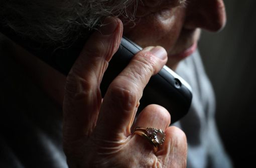 Telefonbetrüger haben eine 71-jährige Schiltacherin am Montagmorgen beinahe um einen vierstelligen Geldbetrag gebracht. Foto: Symbolbild Karl-Josef Hildenbrand/dpa