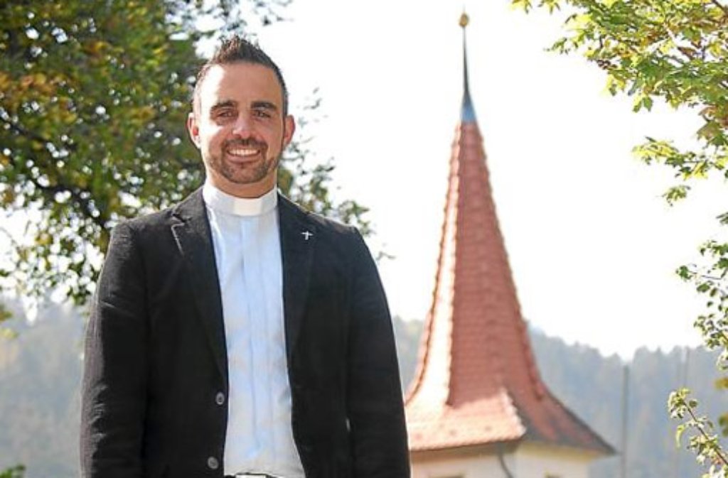 Pfarrer Steffen Poos wird am Sonntag verabschiedet. Vielen Menschen imponierte sein offener Umgang mit seiner Homosexualität.