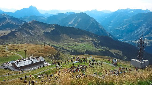 Grandiose Ausblicke über die österreichische Bergwelt boten sich den Ausflüglern aus Rotenzimmern. Foto: Reusch Foto: Schwarzwälder-Bote