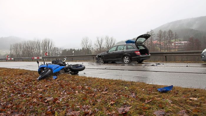 16-jähriger Mopedfahrer auf B 462 tödlich verunglückt