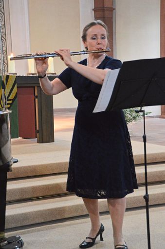 Kathrin Krichel lässt ihr Instrument auch mal nach Vogelgezwitscher klingen.  Foto: Anton Foto: Schwarzwälder Bote