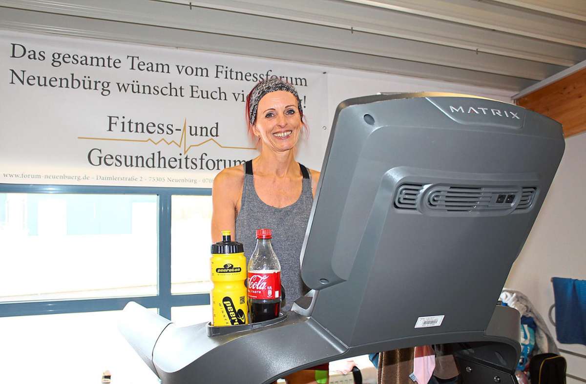 Tanja Höschele auf dem Laufband Foto: Verena Parage