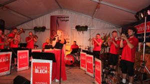 Trotz Rekordtemperaturen feiert Tuningen ausgelassen beim Musikfest