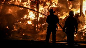 Scheune in Hochemmingen geht in Flammen auf