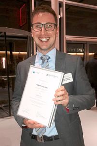 Andreas Hauer wird an der HS Offenburg für seinen Bachelorabschluss mit einem Förderpreis ausgezeichnet.  Foto: Privat Foto: Schwarzwälder Bote