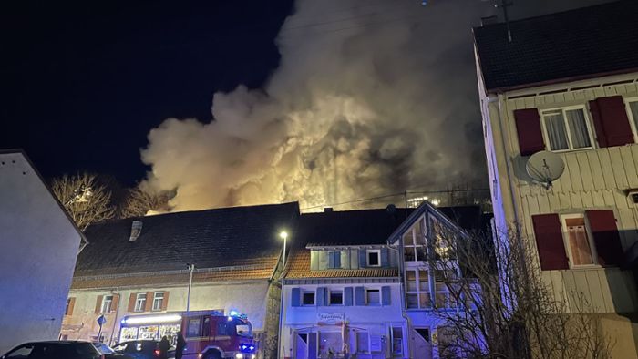 Einfamilienhaus brennt in Horb-Talheim