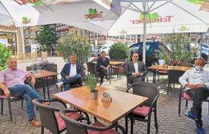 Bernhard Plappert (von links), Jürgen Ott, Ricarda Becker, Florian Kling und Thomas Peter wollen die Gastronomie in Calw trotz der Einschränkungen stärken. Foto: CDU Stadtverband