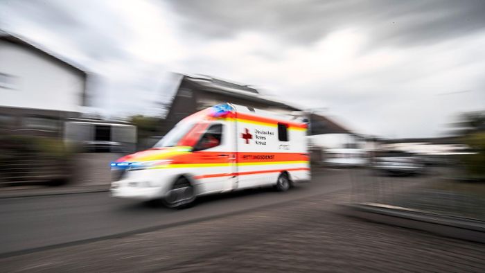 Kind stürzt in Offenburg aus dem Fenster