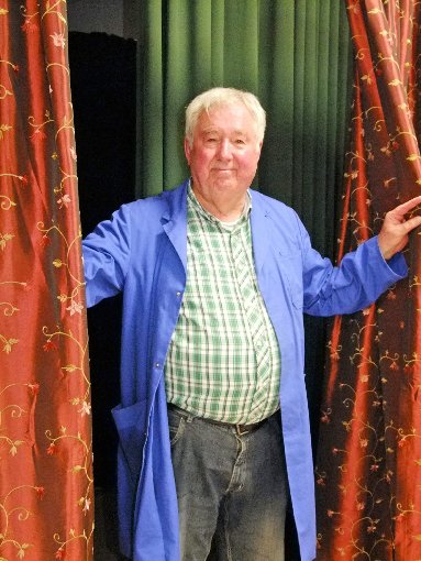 Gerhard Ruoff als überzeugender Laien-Theater-Schauspieler.   Foto: Merz Foto: Schwarzwälder-Bote