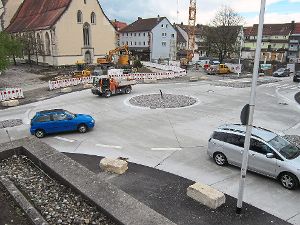 Noch sieht er ziemlich trostlos aus, der Kreisverkehr in der Wilhelmstraße. Das soll sich mit dem Jugend-Wettbewerb ändern.   Foto: Privat