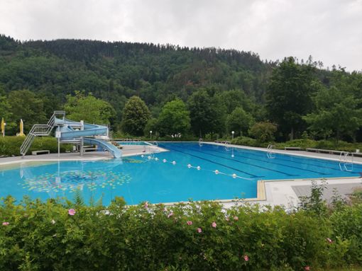 Trotz eines heißen Sommers mit vielen Badegästen musste die Stadt Schiltach das Freibad 2018 mit 198 000 Euro bezuschussen.  Archivfoto: Brüstle Foto: Schwarzwälder Bote