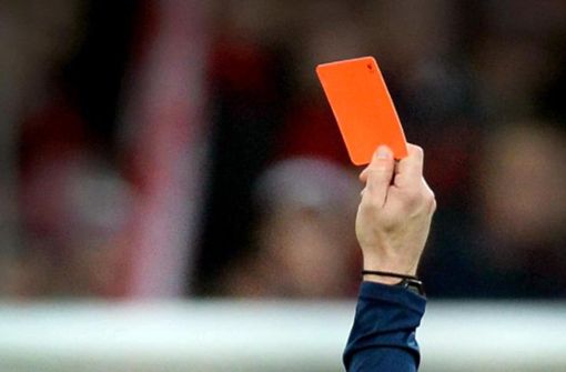 Eine Gelb-Rote Karte hatte beim Landesligaspiel des FC Löffingen gegen die SpVgg F.A.L. Folgen. Foto: Seeger