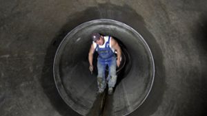 Rund 30 Stunden verbrachte ein Australier in einem Abwasserkanal. (Symbolbild) Foto: imago