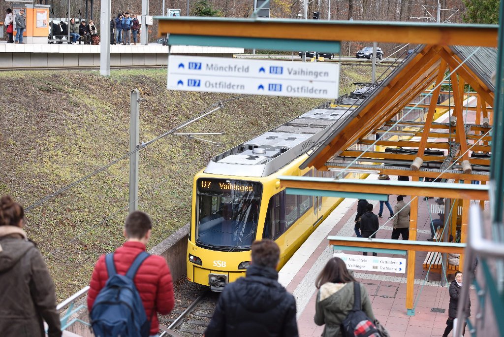 Statt mit der Stadtbahn mussten Fahrgäste am Mittwoch von der Ruhbank mit Taxis in die Stadt fahren. Foto: 7aktuell.de/Oskar Eyb