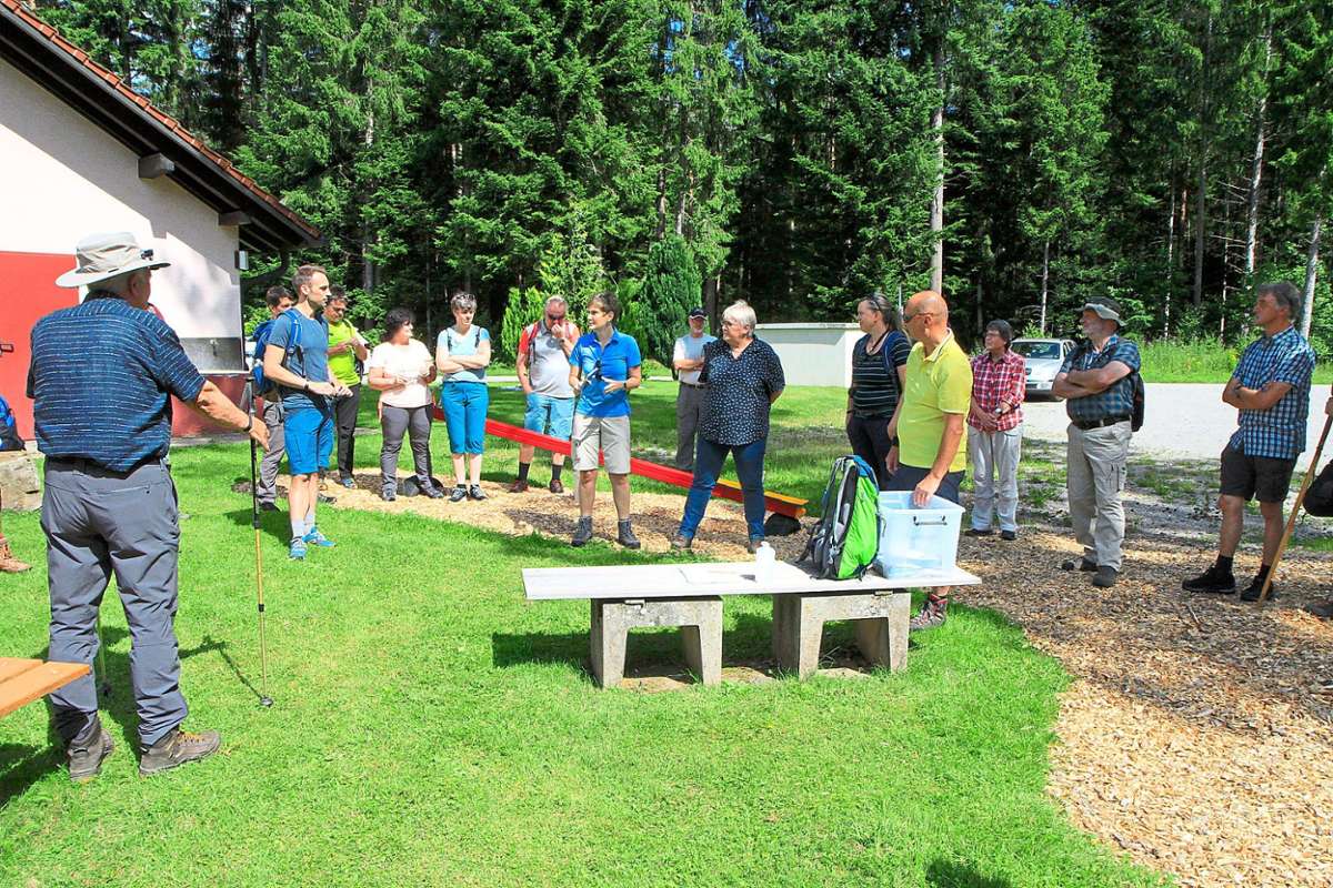 Neue Wanderroute in Neuweiler: Augenblickrunde ist feierlich eröffnet