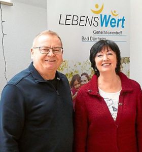 Wolfgang Götz und Angelika Strittmatter vom Mehrgenerationenhaus.Foto: Generationentreff Foto: Schwarzwälder Bote