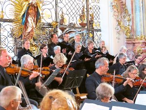 Das Ensemble Vocal Pierre de Lune konzertierte gemeinsam mit dem Kammerorchester Mössingen und Solisten in der Schlosskirche.  Foto: Fechter Foto: Schwarzwälder-Bote