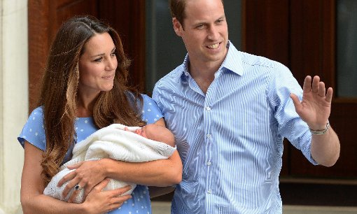 Prinz William und Herzogin Kate haben in London ihren Sohn das erste Mal der Weltöffentlichkeit präsentiert. Einen Namen hat das royale Baby aber noch nicht. Foto: dpa