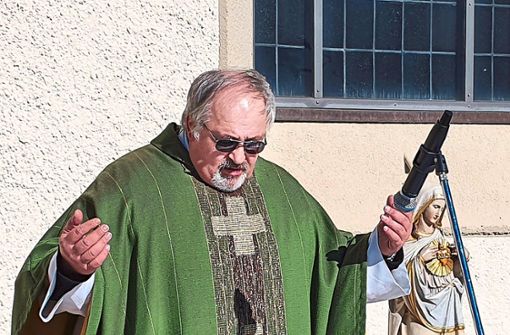 Pfarrer Uwe Stier fand deutliche Worte zum Krieg in der Ukraine. Foto: Melle