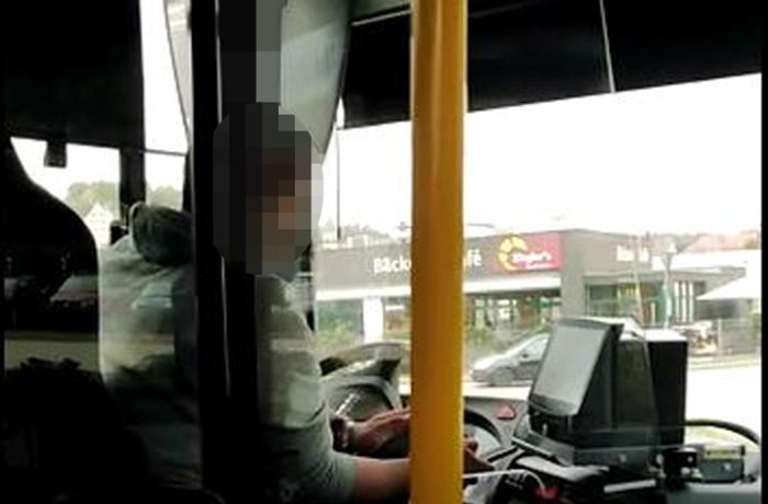 Handy-Ärger in Horb: Ist der Daddel-Busfahrer jetzt seinen Job los?