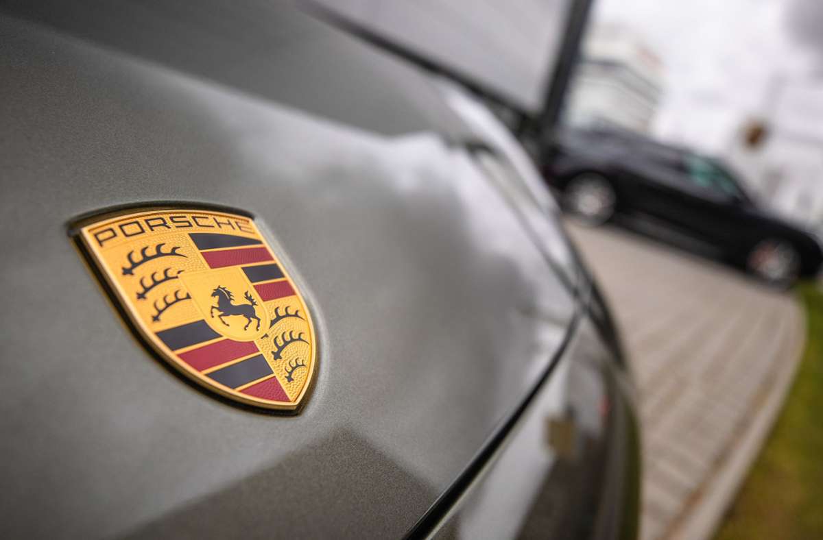 Fünf Jahre wurde die Anlegerklage gegen Porsche und VW verhandelt. Jetzt hat das OLG Celle den Autoherstellern Recht gegeben. Foto: dpa/Christoph Schmidt