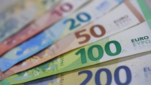 Betriebe dürfen Mitarbeitern 3000 Euro Prämie steuerfrei zahlen