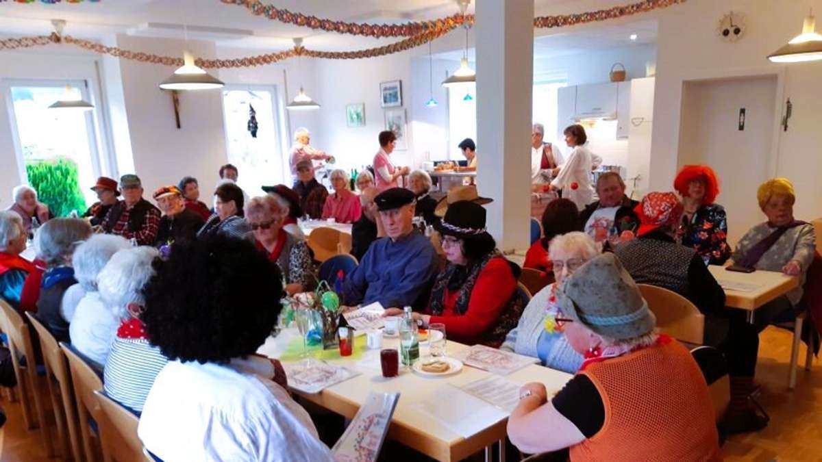 Fastnacht in Hofstetten: Die „Simsegräbsler“ besuchen die Hofstetter Senioren
