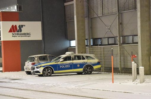 Auch die Polizei war unter dem Stichwort Arbeitsunfall am Dienstag in die Sulgener Einsteinstraße ausgerückt. Foto: Wegner