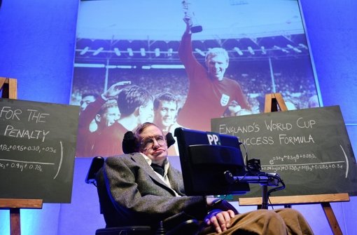 Der britische Physiker Stephen Hawking ist einer der bekanntesten ALS-Betroffenen. Bei ihm verläuft die Krankheit sehr langsam. Was ALS genau ist, lesen Sie hier. Foto: dpa