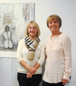 Irmgard Streib (links) und Sonja Schulz stellen gemeinsam aus. Foto: privat Foto: Schwarzwälder-Bote