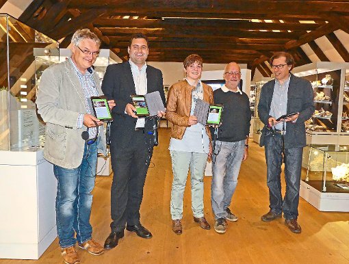 Multimedia-Guide im MiMa vorgestellt (von links): Stephan Klaus, Bürgermeister Matthias Bauernfeind, Tatjana Ruf, Werner Günter, und Thomas Siefert Foto: Haas Foto: Schwarzwälder-Bote
