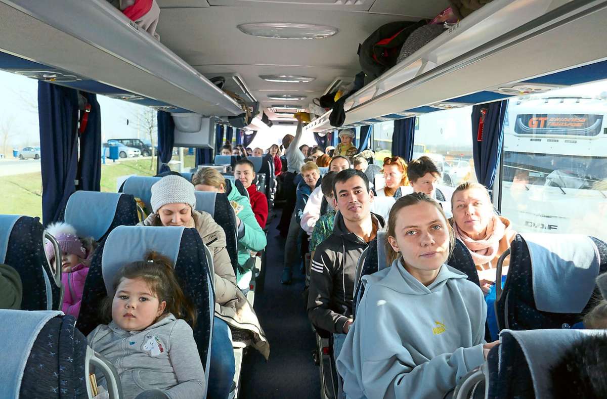 Flüchtlingstransport erfolgreich: Ukrainer erreichen dank Hauser hilft Deutschland