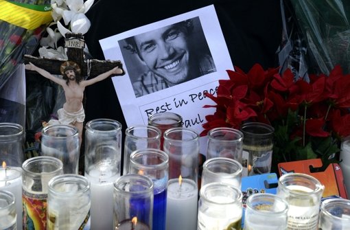 Kollegen und Fans trauern um den am 30. November bei einem Autounfall in Los Angeles ums Leben gekommenen Hollywood-Star Paul Walker. Foto: dpa