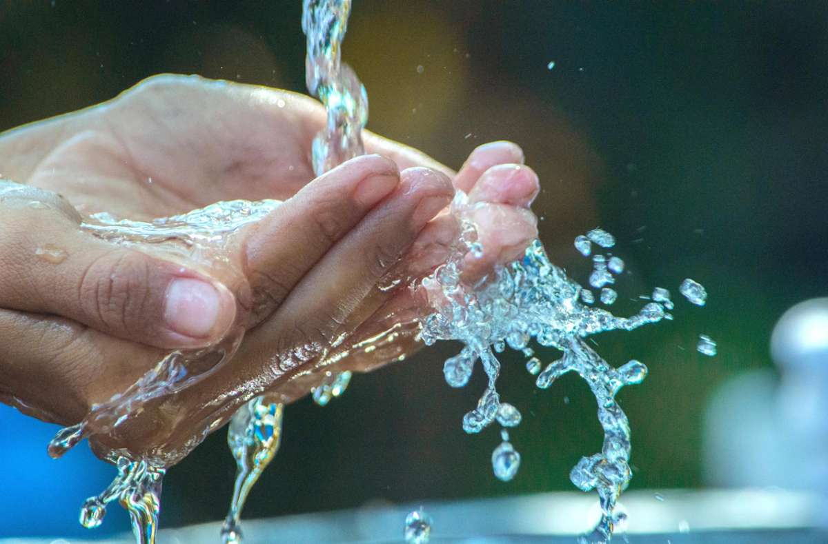 Frisches Wasser – für die Burladinger könnte der Preis steigen, obwohl eine teure Altlast im Zweckverband abgetreten wurde. Foto: pixabay