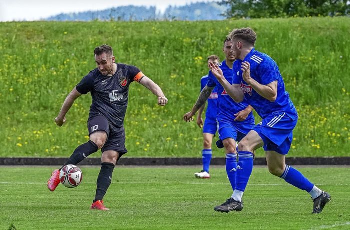 Testspielsieg beim VfL Nagold: Der FC Holzhausen präsentiert sich eiskalt vor dem Tor
