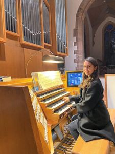 Patricia Kramer stellt die Nagolder Stadtkirchenorgel im Jahr der Orgel in einem eigens produzierten Film vor.Foto: Ammer Foto: Schwarzwälder Bote