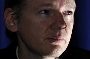 Julian Assange - der Wikileaks-Gründer ist offenbar untergetaucht. Foto: dapd