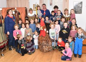 Die Sprösslinge des Kindergartens Charlottenhöhe statteten der Narrenzunft einen Besuch ab.  Foto: Siegmeier Foto: Schwarzwälder Bote