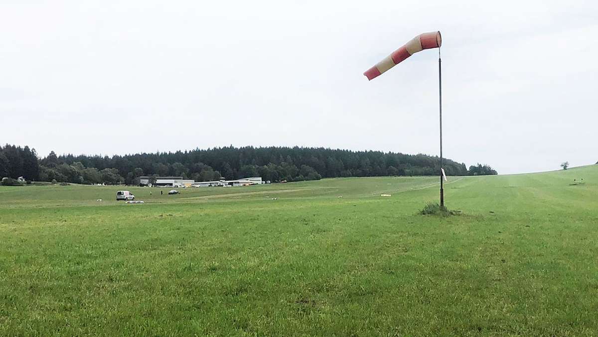 LSV Degerfeld feiert drinnen: Fliegerfest in Tailfingen findet trotz Wetterprognose statt