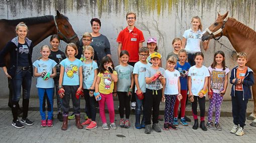 An zwei Tagen konnten sich Kinder auf dem Nordstetter Hirschhof ganz dem Thema Pferd widmen. Dabei lernten sie viel Neues. Fotos: Tischbein Foto: Schwarzwälder Bote