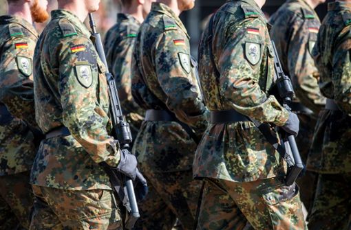 Die Bundeswehr ist heute eine reine Freiwilligenarmee. Bis 2011 waren junge Männer verpflichtet, Dienst in den Streitkräften zu leisten. Foto: dpa/Sina Schuldt