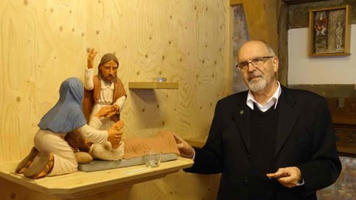 Der Verstorbene Peter Schmid im Jahr 2018 bei der Ausstellung „Josefskrippe“ im Kornhaus Heiligkreuztal Foto: Stiftung St. Franziskus