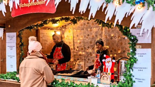 Zahlreiche Stände gibt es auf dem Villinger Weihnachtsmarkt, der am Freitag eröffnet wird. Foto: /Markus Heinzelmann